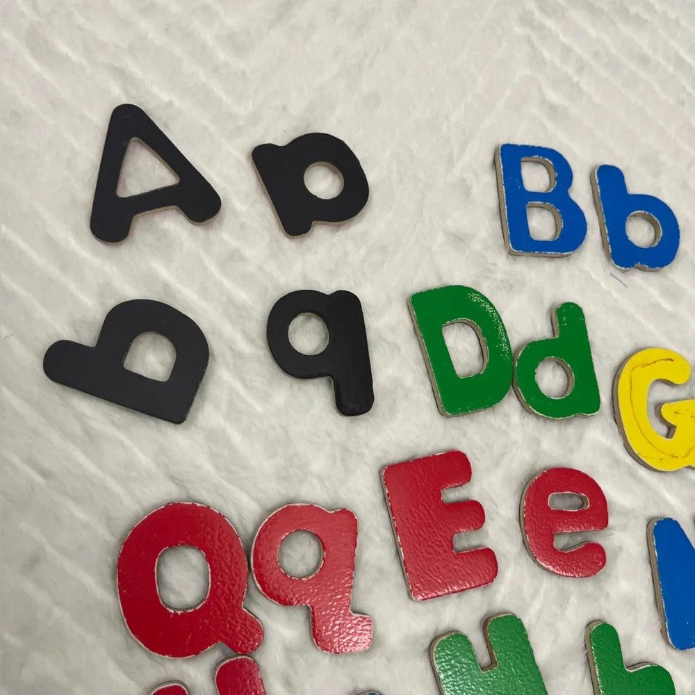 MELISSA & DOUG Magnetic Alphabet Letters Original‎ Box